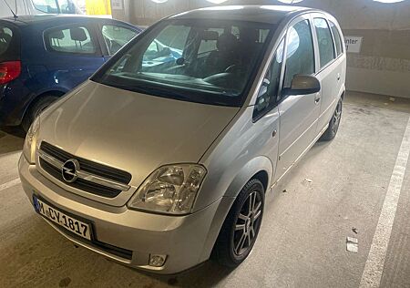 Opel Meriva 1.6 (Essentia)