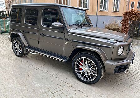 Mercedes-Benz G 63 AMG /Fond-Entertainment/Performance