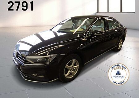VW Passat Volkswagen 2.0 TSI BMT Elegance Navi ACC Matrix RFK