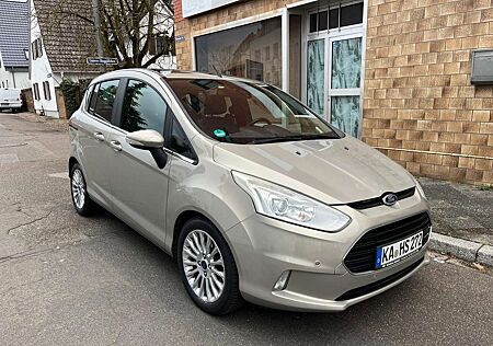 Ford B-Max 1.0 EcoBoost Titanium