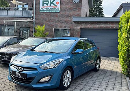 Hyundai i30 1.6 CRDi Style sehr gepflegt!