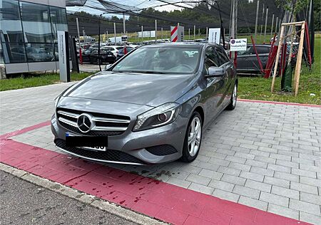 Mercedes-Benz A 200 CDI 4Matic 7G-DCT - 8 Fach bereift