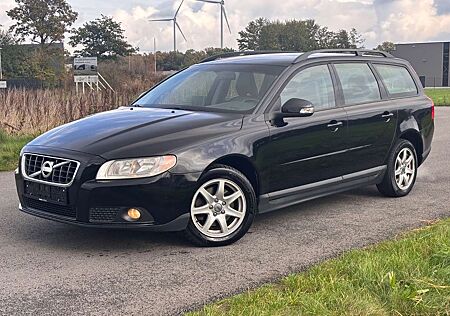 Volvo V70 gebraucht kaufen Volvo V70 Kombi 2,0 D-Navi-Leder-Eur5-