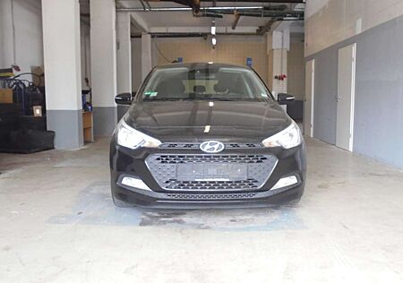 Hyundai i20 YES!