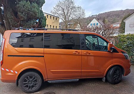 Ford Tourneo Custom 320 L1H1 VA Autm. Titanium X