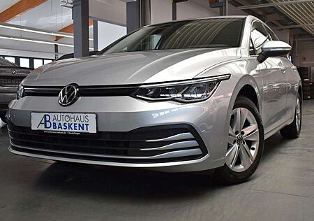 VW Golf Volkswagen 8 Lim. LIFE*LED*DIGITAL*NAVI*ACC*MEMORY