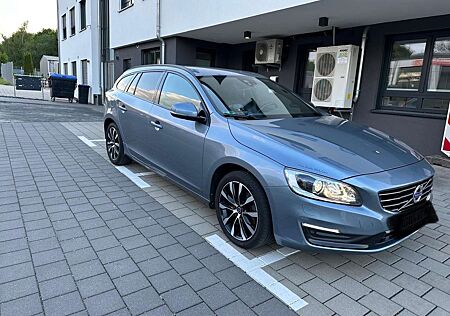 Volvo V60 Diesel D4 Linje Svart
