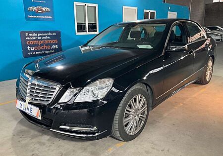 Mercedes-Benz E 500 4Matic Limousine +BI-XENON+NAVI+AIRMATIC+
