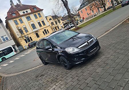 Opel Zafira B Family Plus