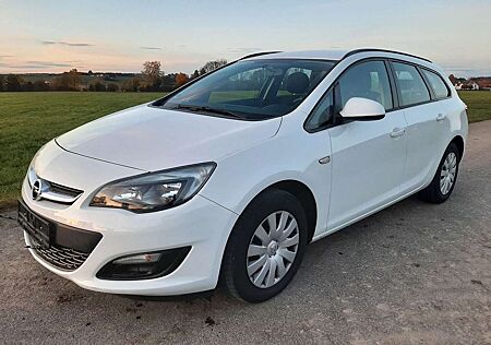 Opel Astra J 1.6 CDTI Sports Tourer Edition