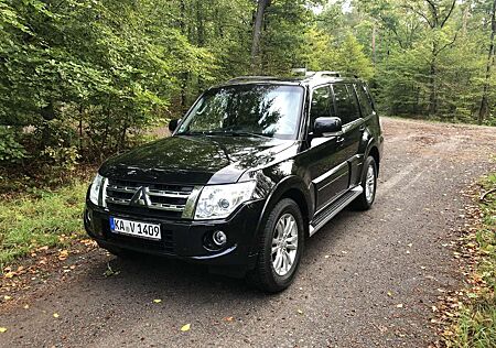 Mitsubishi Pajero 3.2 DI-D Instyle (5-trg.) Anhängerkupplung 3,5 t