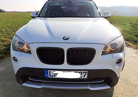 BMW X1 xDrive18d STANDHEITZUNG ALPINWEISS