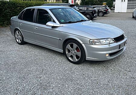 Opel Vectra 1.8 Sport