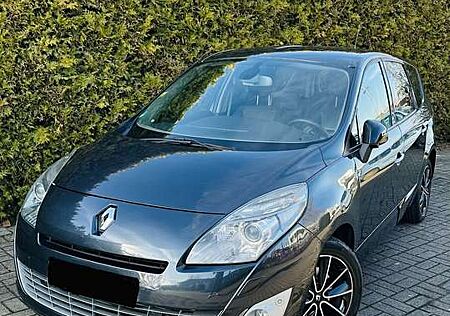 Renault Grand Scenic dCi 130 FAP Start & Stop Bose Edition