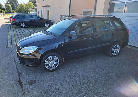 Skoda Fabia Ambiente, Tüv 04/26, Scheckheftgepflegt
