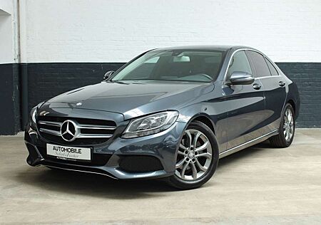Mercedes-Benz C 180 Lim. Autom. Avantgarde*Navi*Sitzhz*PDC*Alu
