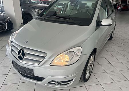 Mercedes-Benz B 180 Sport Tourer Aut,Navi,PDC,Tempomat-Klima