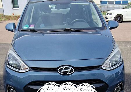 Hyundai i10 1.0 Fifa World Cup Edition