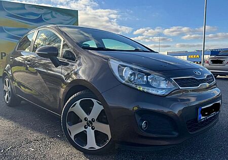 Kia Rio 1.4 Platinum Edition