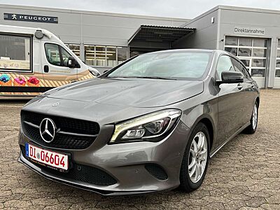 Mercedes-Benz CLA 220 CLA 220 CDI / d (117.903) Lückenloses Serviceheft