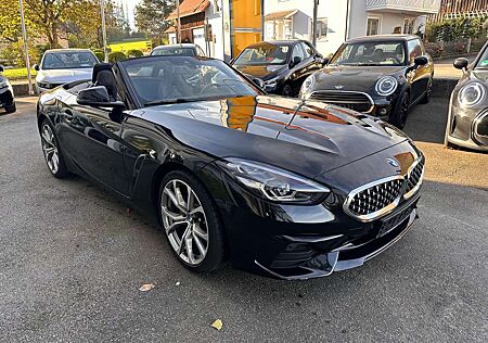 BMW Z4 sDrive 20 i Sport Line Shadowline Innovationspack