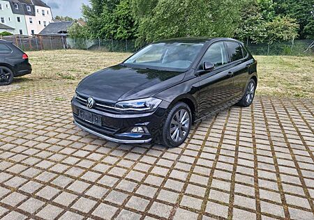 VW Polo Volkswagen TSI Highline SportPak/LED/DAB+/SHZ/PDC