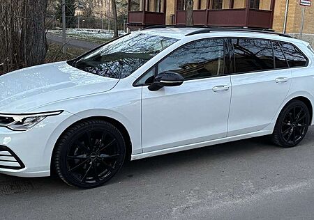 VW Golf Variant Volkswagen Life eTSI