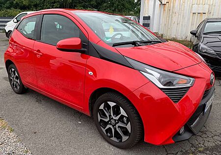 Toyota Aygo x-play club