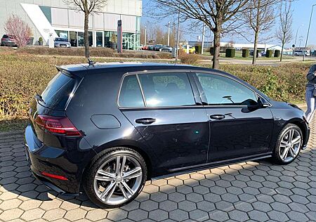 VW Golf Volkswagen VII 5-Türer 1.5 TSI ACT DSG Highline