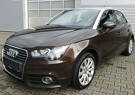 Audi A1 1.2 TFSi Attraction Tempom. 16" Klima -Service