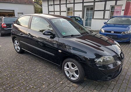 Seat Ibiza 1.2 12V Comfort Edition. Tüv neu.