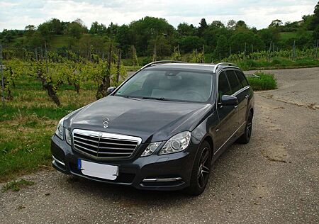 Mercedes-Benz E 200 t modell