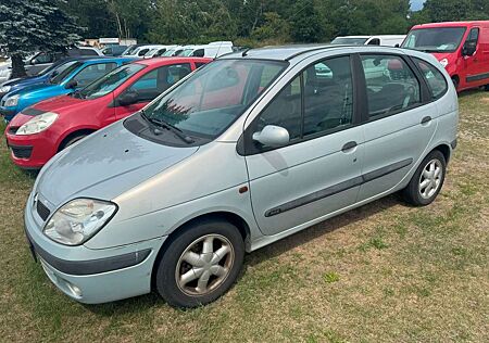 Renault Scenic 1.6 16V Automatik