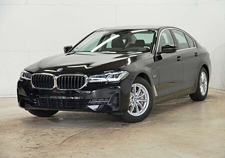 BMW 530e 530 xDrive Sport HeadUp Laser NaviProf Sound