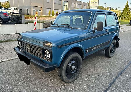 Lada Niva 1.7i Kult