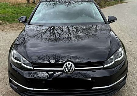 VW Golf Volkswagen 1.4 TSI BlueMotion Technology DSG Highline