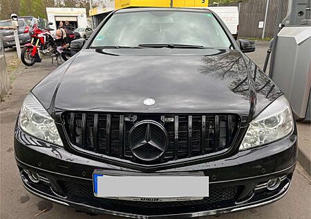 Mercedes-Benz C 180 C180 CGI (W204) 2010
