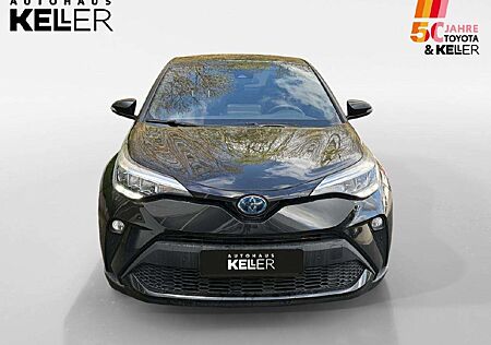 Toyota C-HR Hybrid Team D