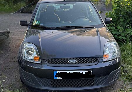Ford Fiesta 3-Türer 1.3 Ambiente