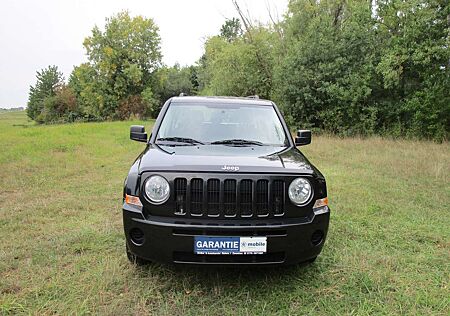 Jeep Patriot Sport*2,2*TD*Allrad*Scheckheft*AHK