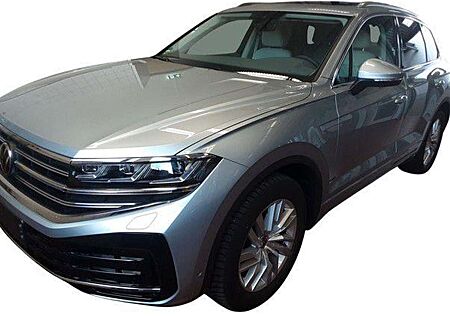 VW Touareg Volkswagen 3.0 V6 TDI DSG 4x4 ELEGANCE*ST.HZG*PANO*AHK*MATRIX