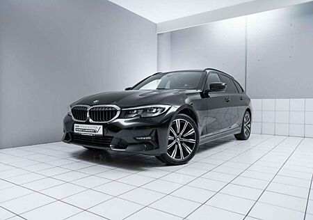 BMW 320 d xDrive Touring SportLine Panorama AHK LED