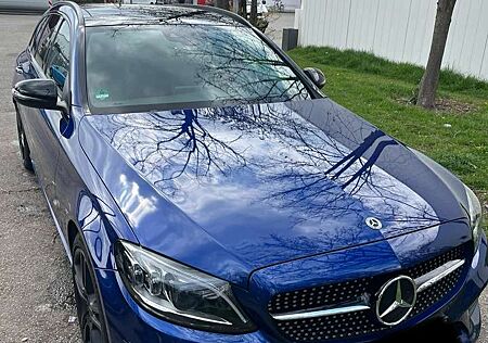 Mercedes-Benz C 220 d T 9G-TRONIC AMG Line