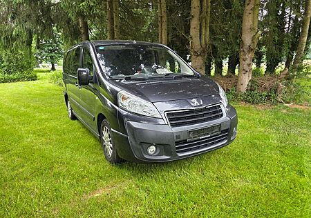 Peugeot Expert 2.0 HDi Tepee 165 L2 5 Sitze Automatik Navi Klima