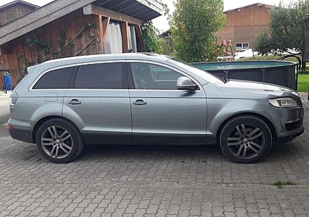 Audi Q7 gebraucht kaufen Audi Q7 3.0 TDI DPF quattro tiptronic