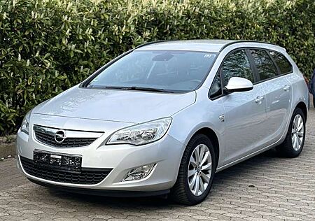 Opel Astra 1.4 Turbo Sports Tourer AHK , Scheckheft, 2 Hand