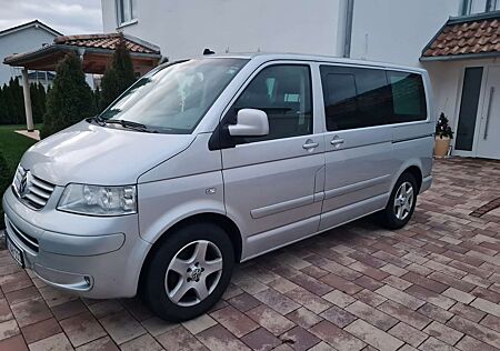 VW T5 Multivan Volkswagen Multivan Comfortline