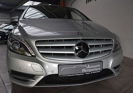 Mercedes-Benz B 250 7DCT BiXenon Navi Leder Totwinkel PDC V+H