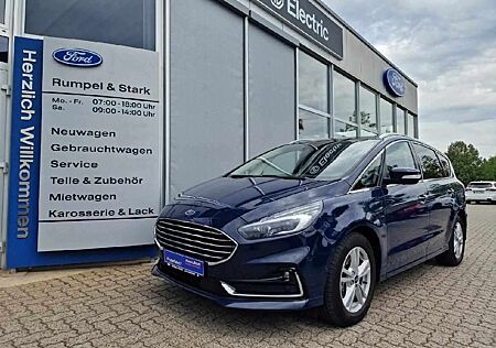 Ford S-Max Titanium