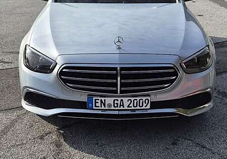 Mercedes-Benz E 300 de T 9G-TRONIC
